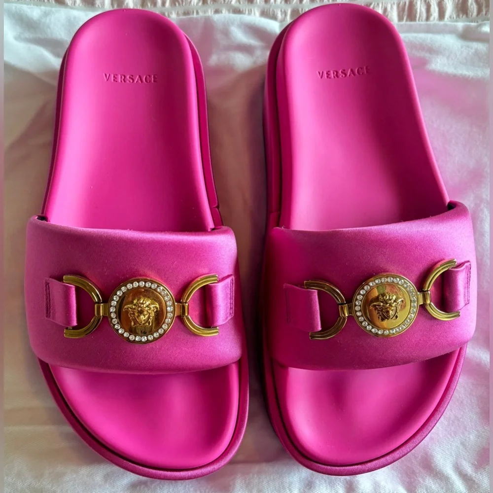 NWT • Versace • Biggie Medusa Satin Embellished Platform Slides • Pink • 37 (7)